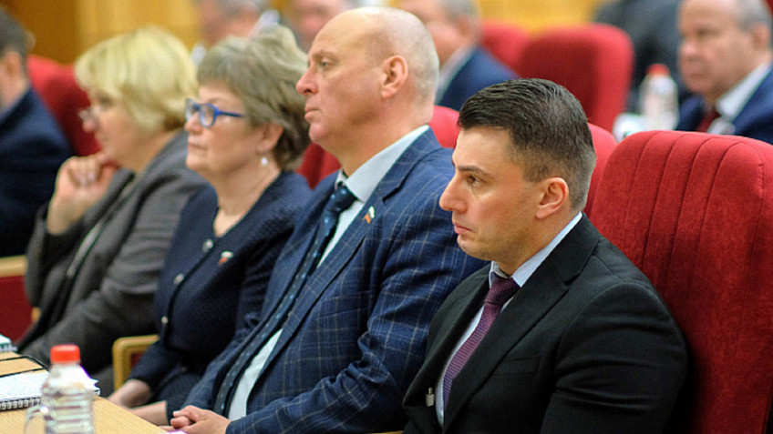 Депутаты Заксобрания Кировской области приняли поправки в бюджет