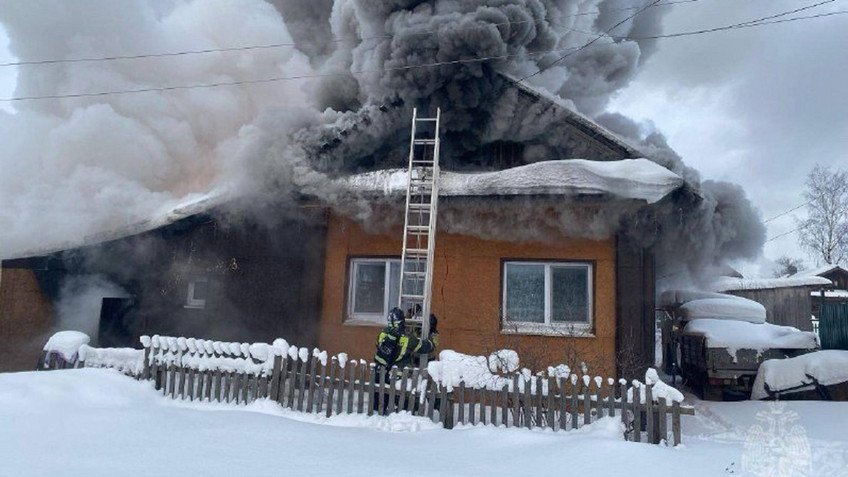 В Котельниче загорелся частный жилой дом