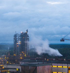 Группа «Уралхим» и индийские компании подписали меморандум о создании совместного предприятия по производству карбамида в России