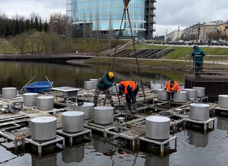 Начался монтаж «поющего» фонтана у цирка