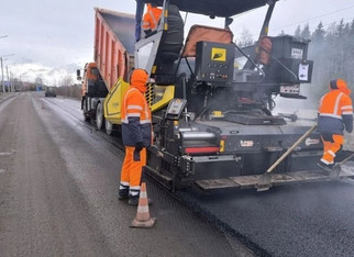 В Кирове ремонтируют дорогу до микрорайона Радужный