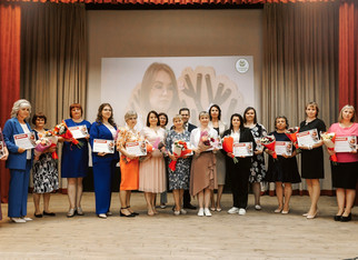 Рахим Азимов наградил лучших сотрудников социальных служб Кировской области