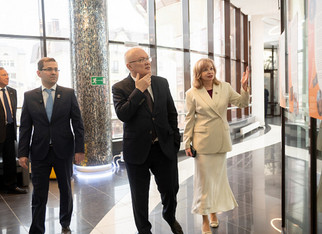 Губернатор Александр Соколов и депутат Борис Веснин дали старт Гагаринскому уроку