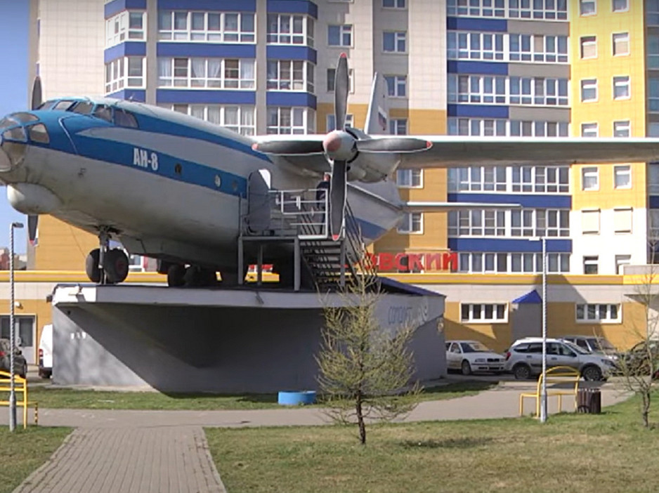 В Кирове идёт ремонт памятника-самолёта на Филейке