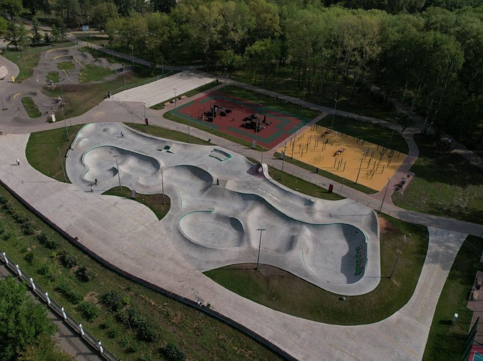 Спортплощадки в парке открыты для посетителей