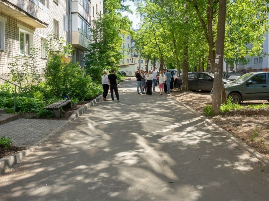 В Кирове принимают после ремонта придомовые территории