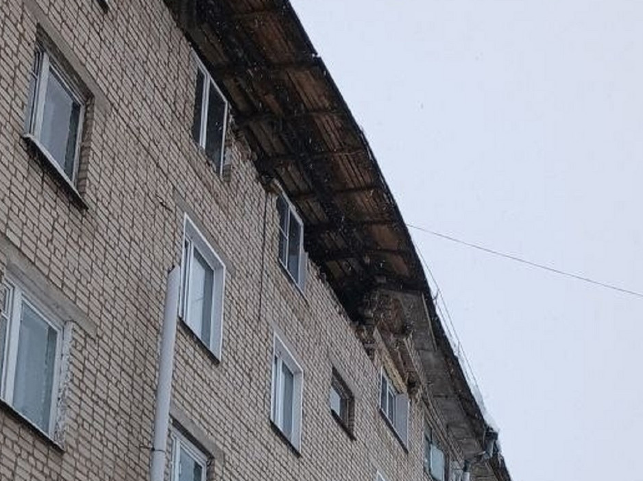 Назвали вероятную причину разрушения стены дома в Яранске