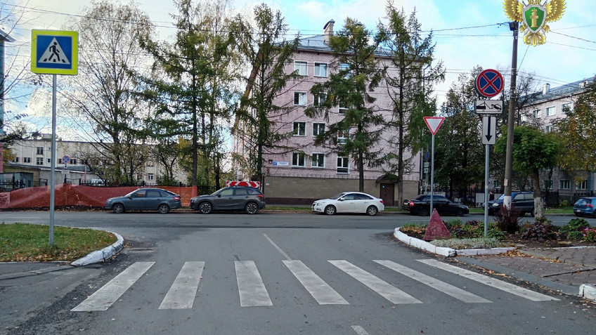 В Кирове в Стальном переулке появилась дорожная разметка