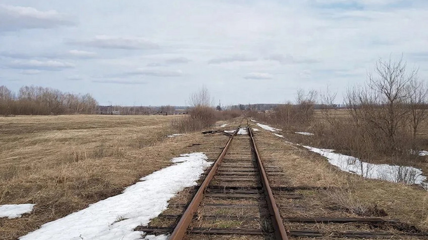 В Нововятске электропоезд насмерть сбил мужчину