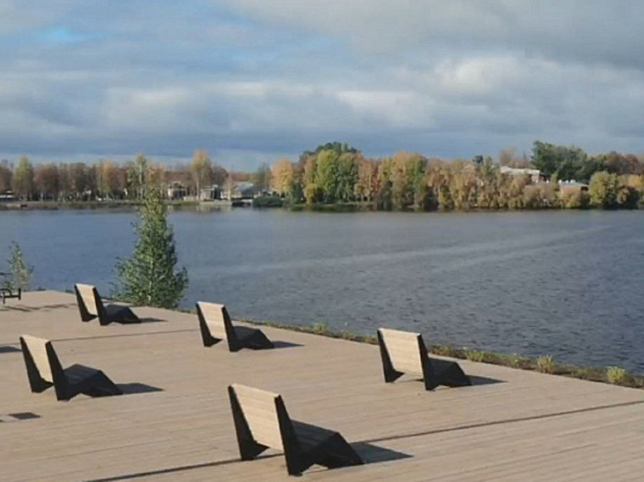 В Белой Холунице благоустроили набережный сад