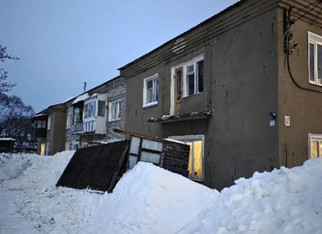 В ГЖИ назвали причину обрушения балкона в Яранске